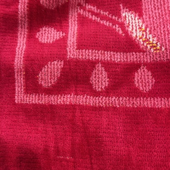 Extra Large Beach Tower, soft and gorgeous - Picture 5 of 8